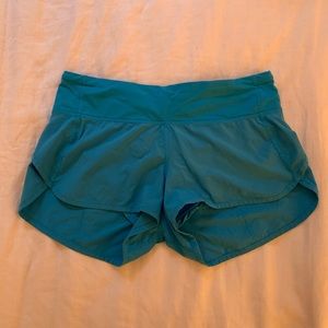 Lulu Lemon run speed up short -2.5”